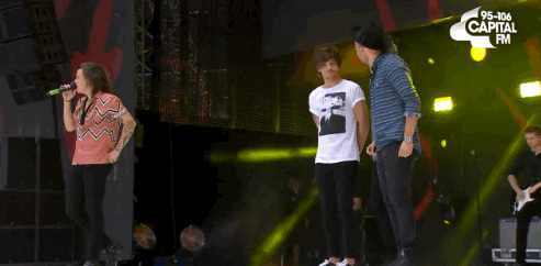 14 лучших моментов с живых выступлений One Direction